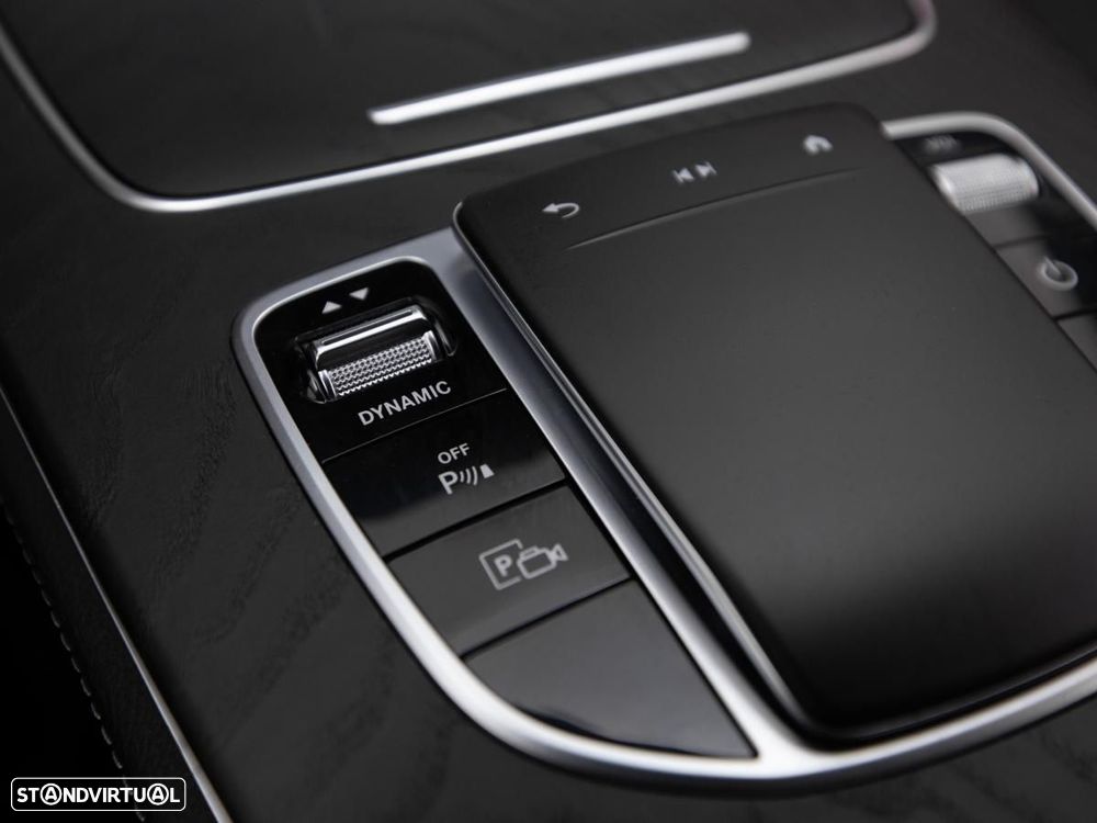 Mercedes-Benz E 300 de 9G-TRONIC - 26