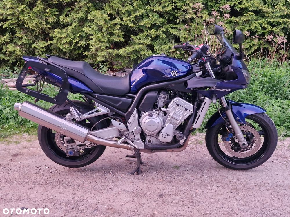 Yamaha FZS - 1