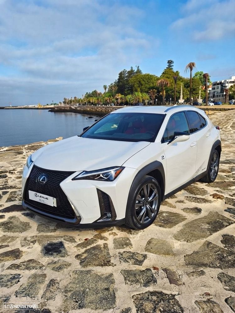 Lexus UX 250h F Sport - 1