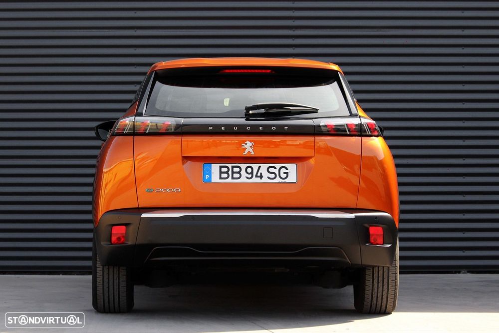 Peugeot e-2008 50 kWh Active Pack - 4