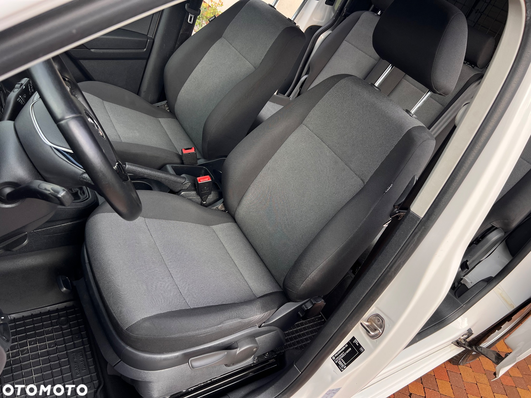Volkswagen Caddy 2.0 TDI Comfortline - 7