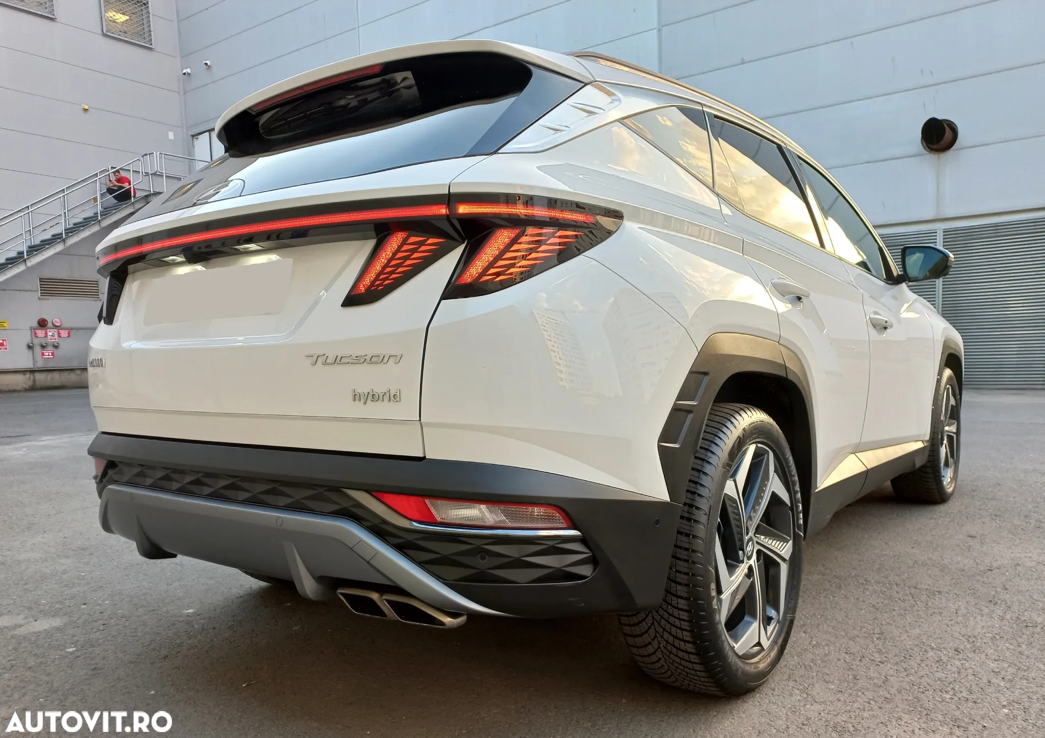 Hyundai Tucson HEV 1.6 l 230 CP 4WD 6AT Luxury - 4
