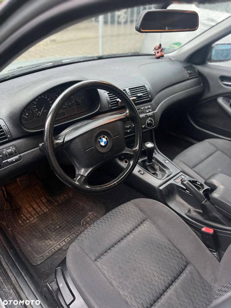 BMW Seria 3 - 16