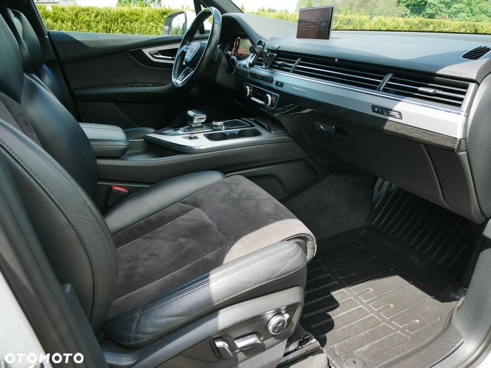 Audi Q7 3.0 TDI Quattro Tiptronic - 27