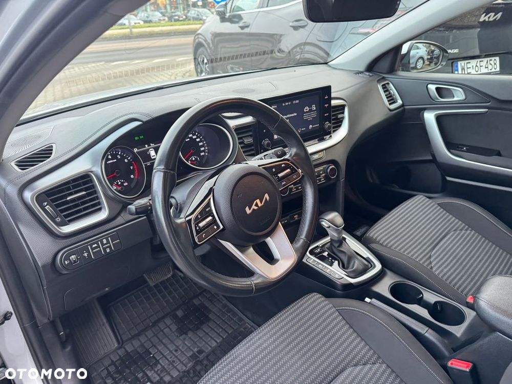 Kia Ceed 1.5 T-GDI M DCT - 9