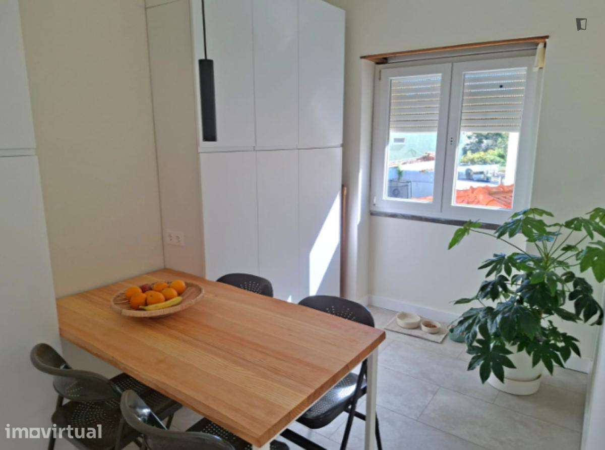 Quarto - localizado em Carcavelos Lisbon - Grande imagem: 5/18