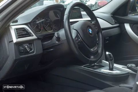 BMW 320 - 24