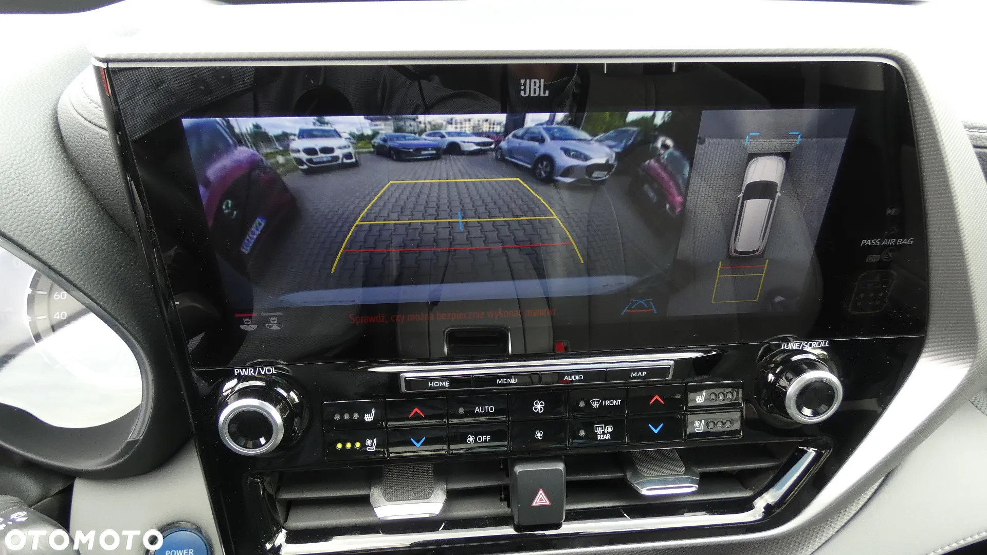 Toyota Highlander 2.5 Hybrid Executive - 19