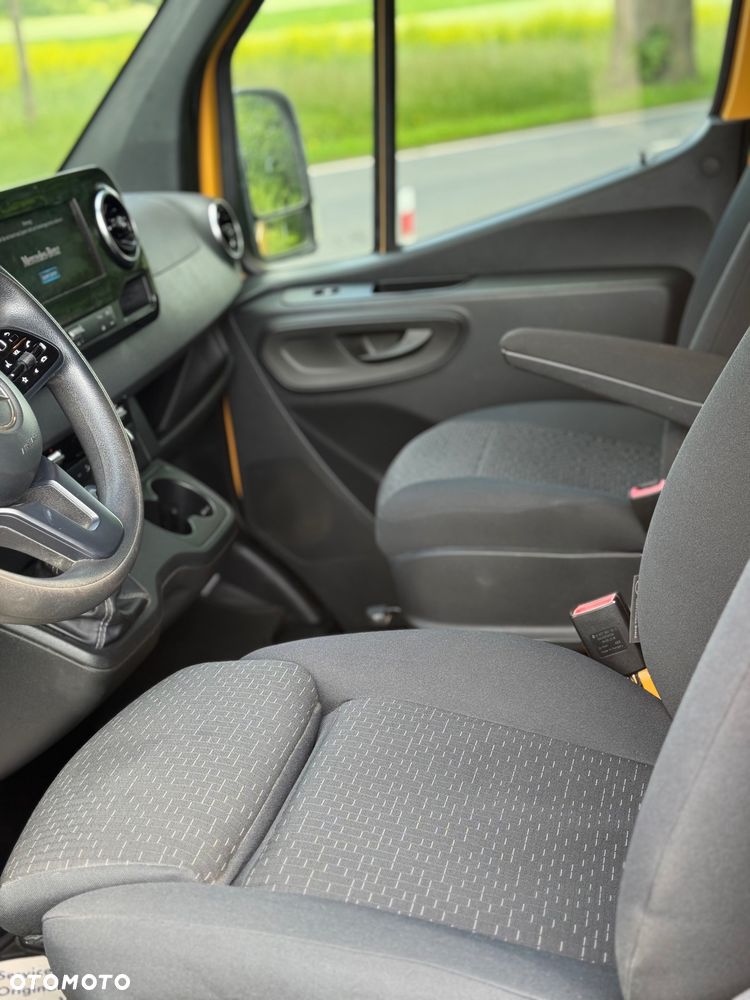 Mercedes-Benz Sprinter - 7
