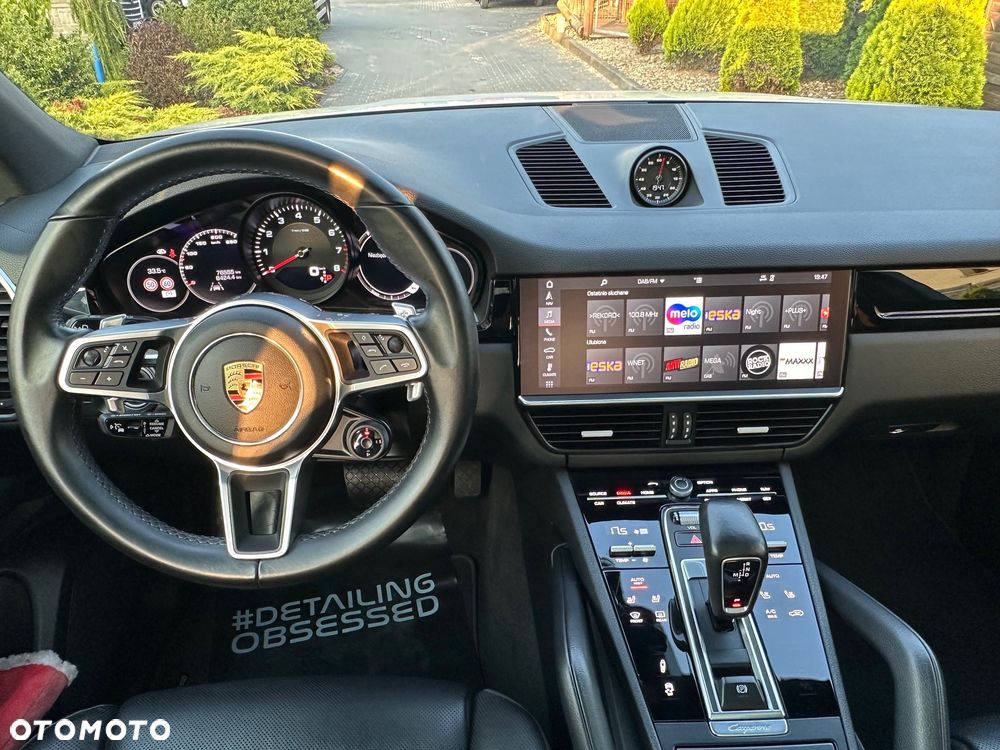 Porsche Cayenne - 10
