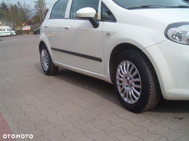 Fiat Punto - 10