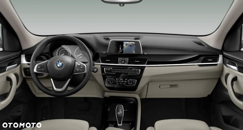 BMW X1 sDrive18i xLine - 2