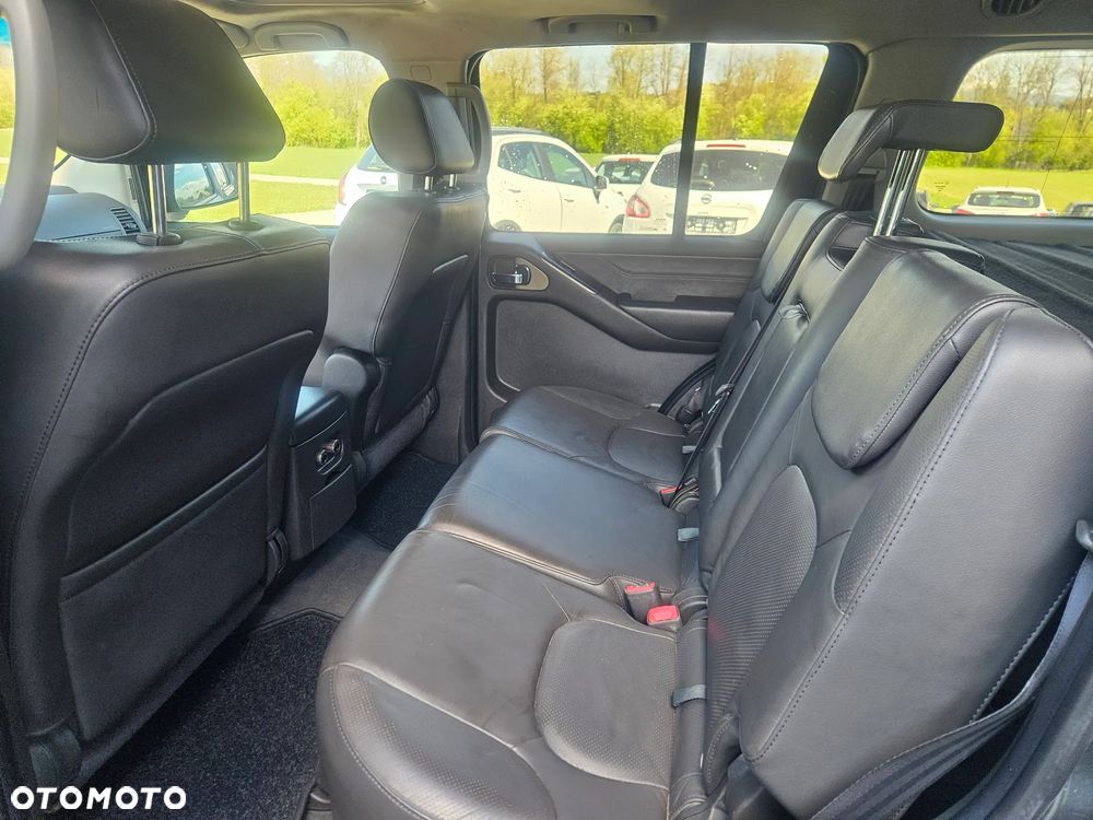 Nissan Pathfinder 2.5 DCi Platinum - 9