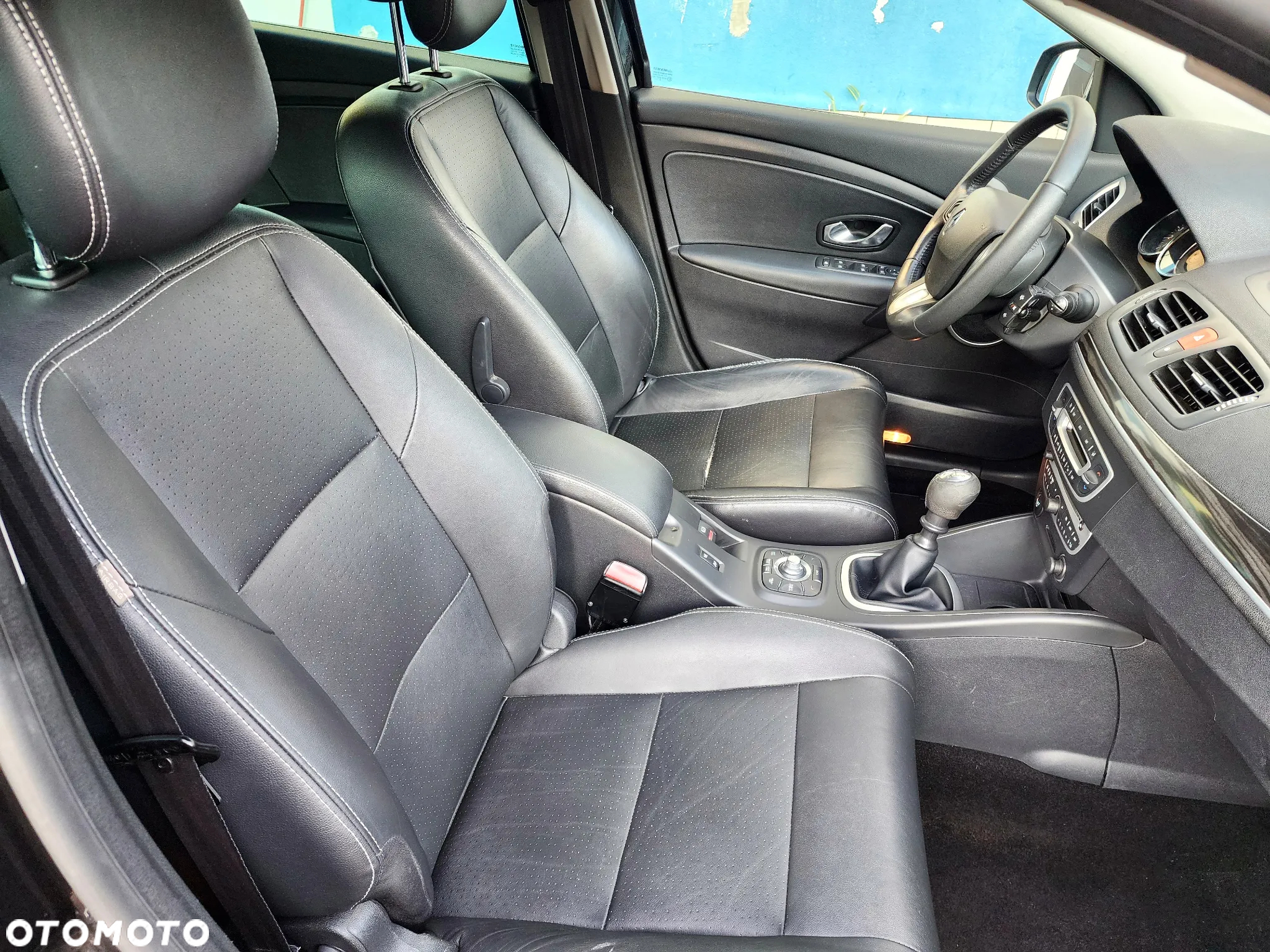 Renault Megane Grandtour TCe 180 Luxe - 28