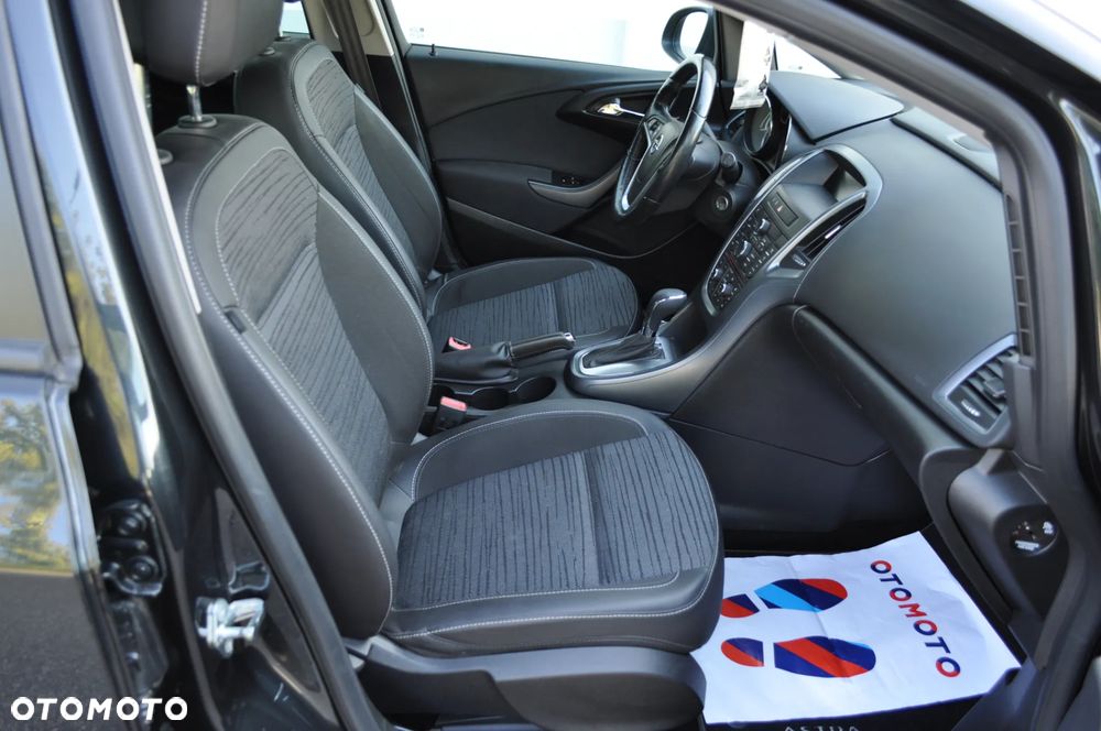 Opel Astra 1.4 Turbo Automatik Exklusiv - 16