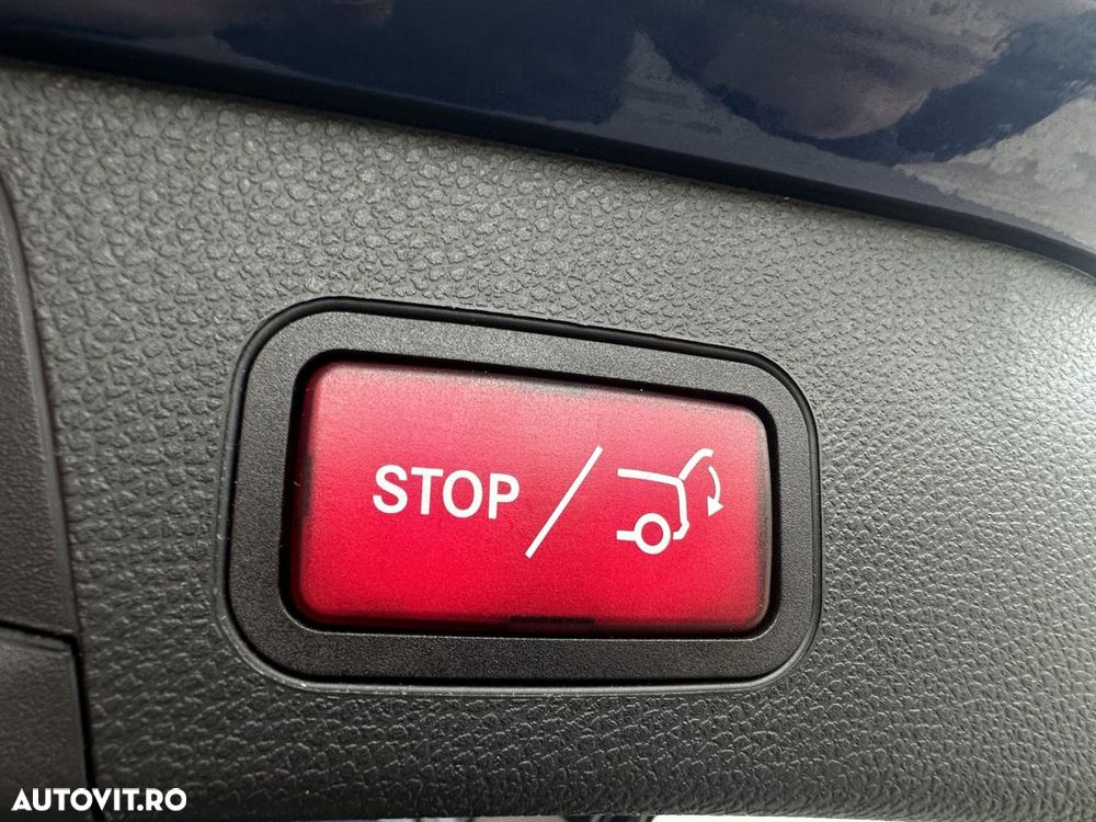 Mercedes-Benz C - 25