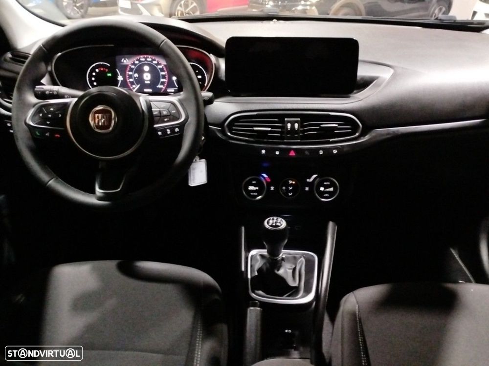 Fiat Tipo Station Wagon Cross 1.0 GSE T3 Cross - 8