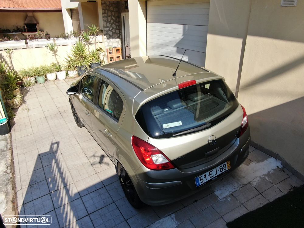 Opel Corsa 1.2 Cosmo - 6