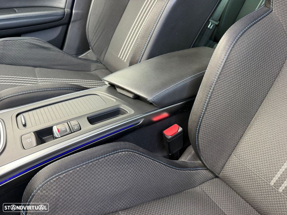 Renault Mégane Sport Tourer 1.5 dCi GT Line - 18