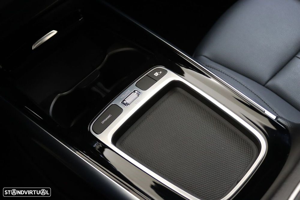 Mercedes-Benz GLA 250 e Progressive - 38