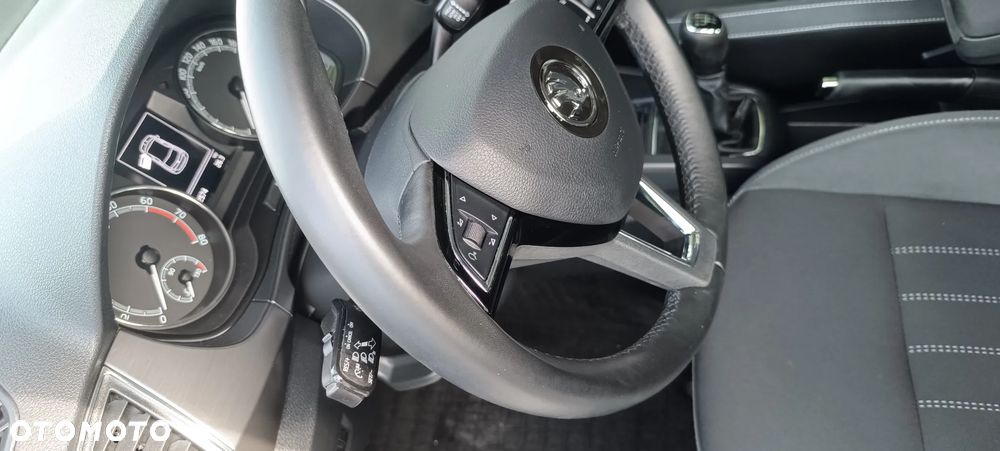 Skoda Fabia 1.0 TSI Style - 17