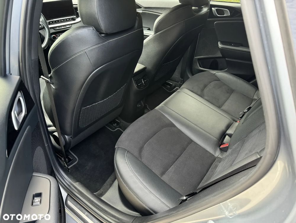 Kia Ceed 1.0 T-GDI ISG GT Line - 19