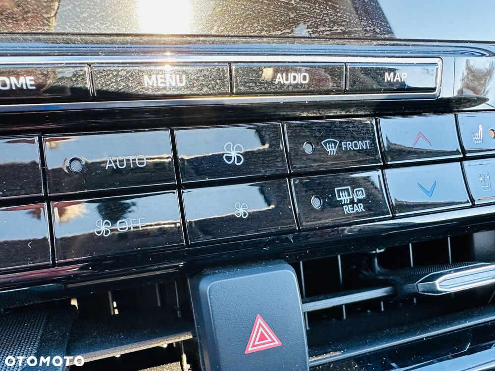 Toyota Highlander 2.5 Hybrid Executive - 18