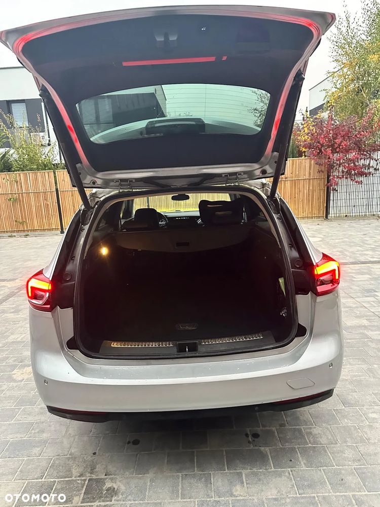 Opel Insignia - 7