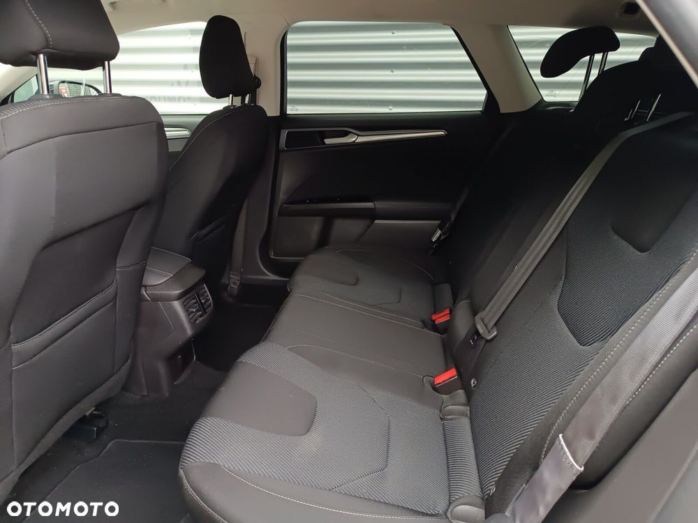 Ford Mondeo 2.0 TDCi Titanium 4WD PowerShift - 37