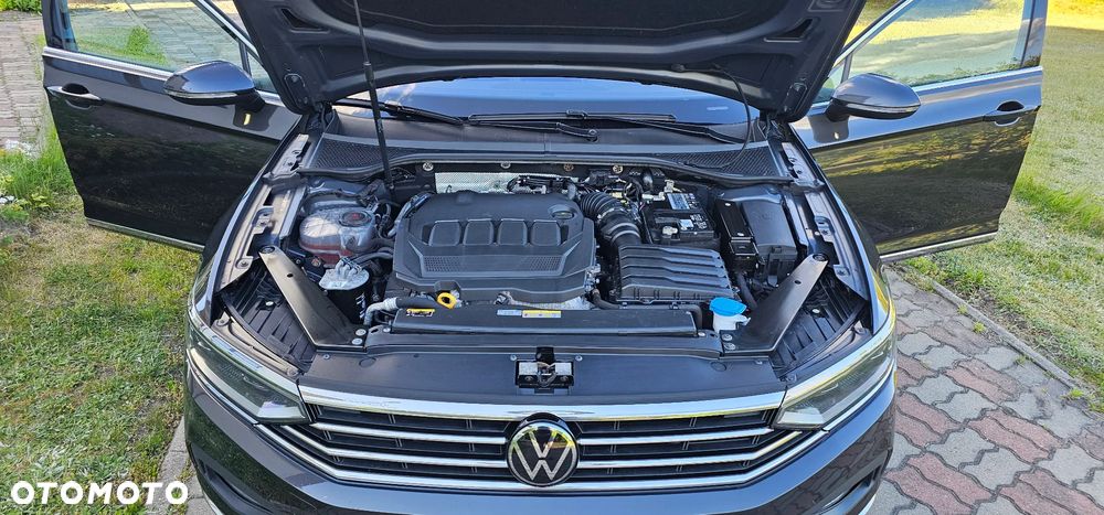 Volkswagen Passat 2.0 TDI EVO Elegance - 12