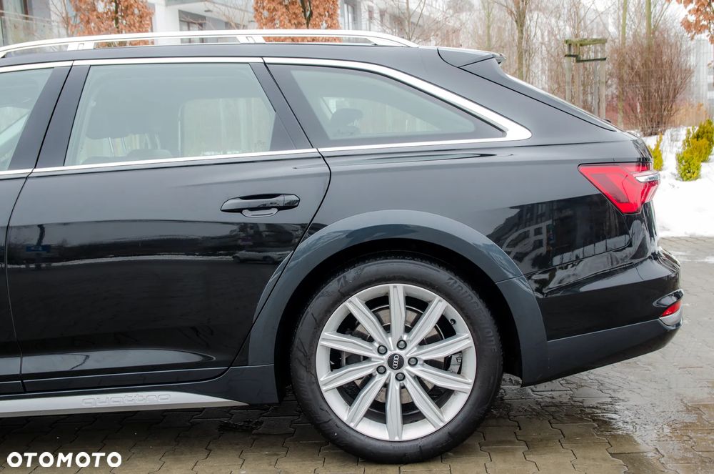 Audi A6 Allroad - 11