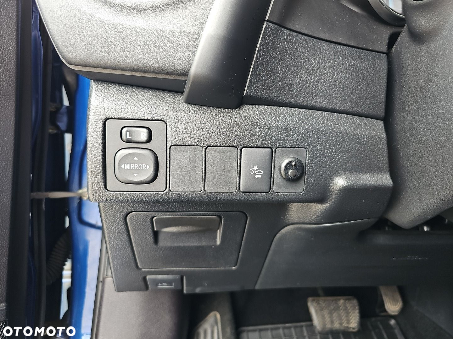 Toyota Auris - 13