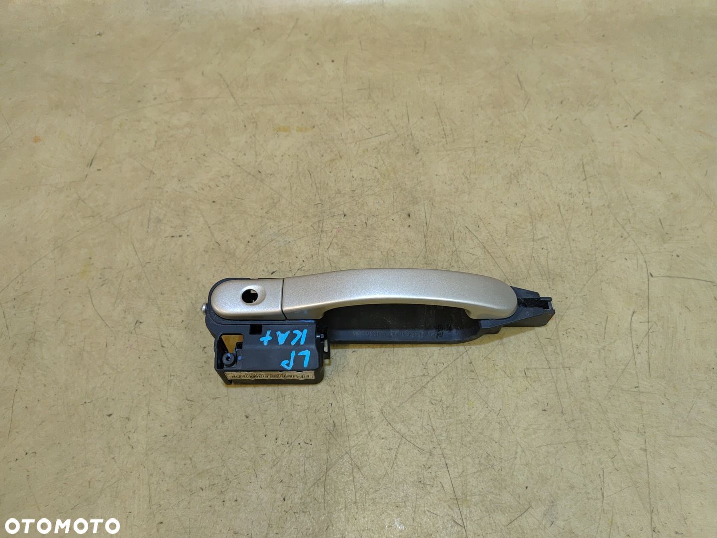 FORD KA PLUS KLAMKA LEWY PRZÓD LAK.WHITE GOLD E4B5A224A37AG - 1