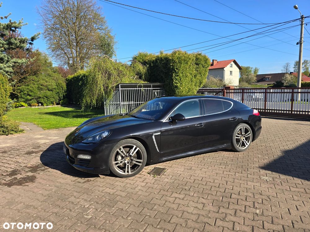 Porsche Panamera 4S - 6