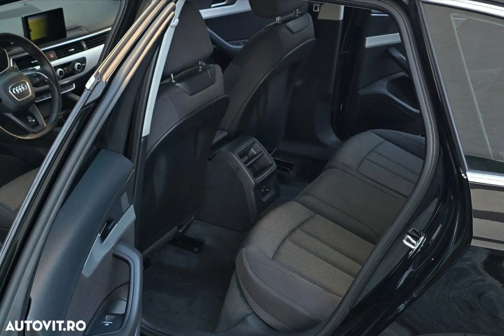 Audi A4 Avant 2.0 TDI S tronic - 24