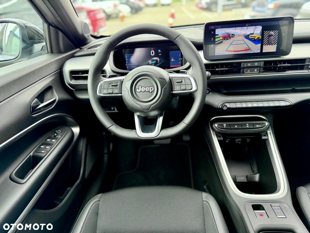 Jeep Avenger ver-1-2-t3-mhev-summit-fwd-edct6 - 9