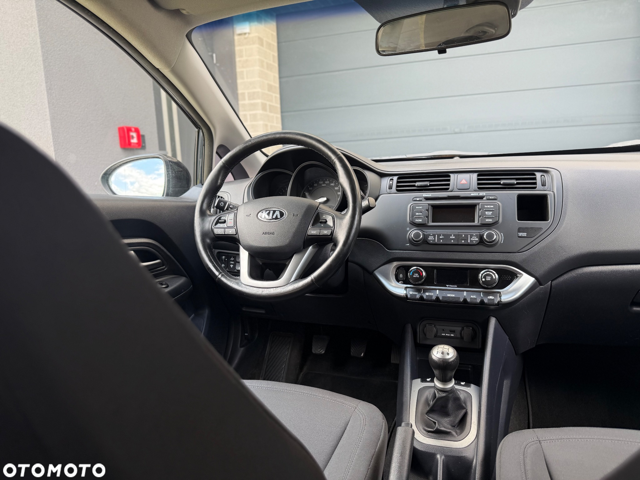 Kia Rio - 6