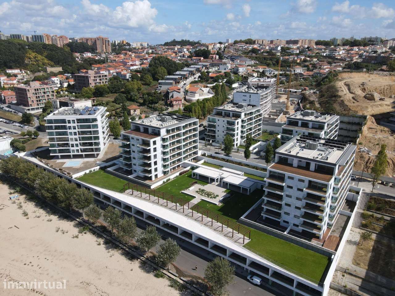 T2 Novo c/ Vistas para a Marina e 2 Lugares de Garagem em Canidelo - Grande imagem: 3/14