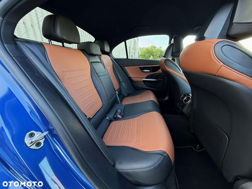 Mercedes-Benz Klasa C 220 d 9G-TRONIC AMG Line - 27