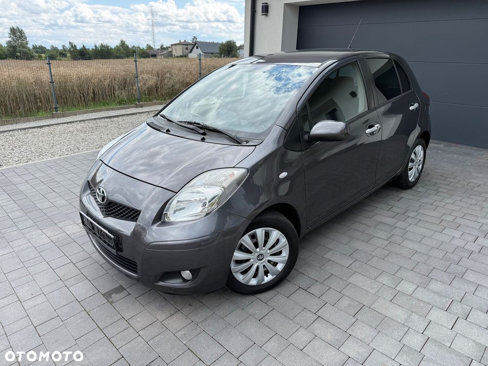 Toyota Yaris - 4