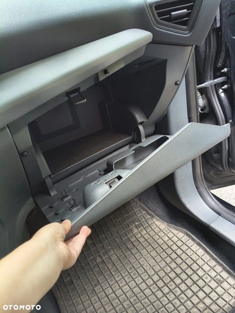 Ford C-MAX 1.6 Ambiente - 16