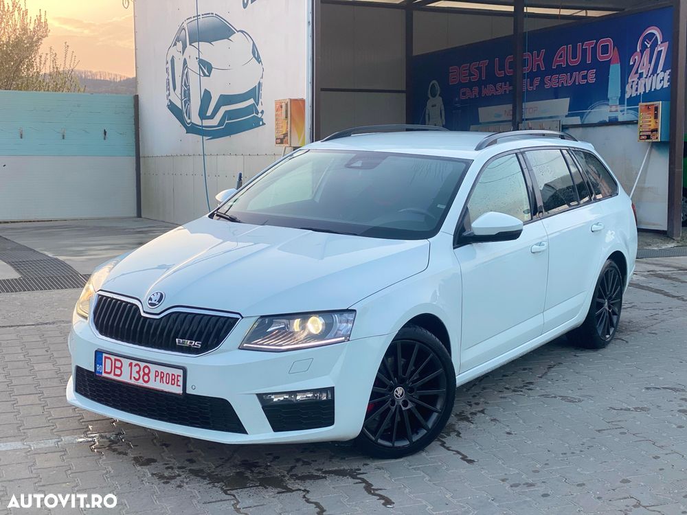 Skoda Octavia 2.0 TDI DSG RS - 2
