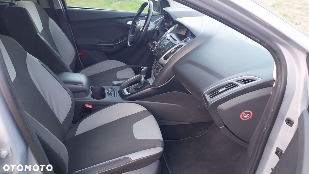 Ford Focus - 15