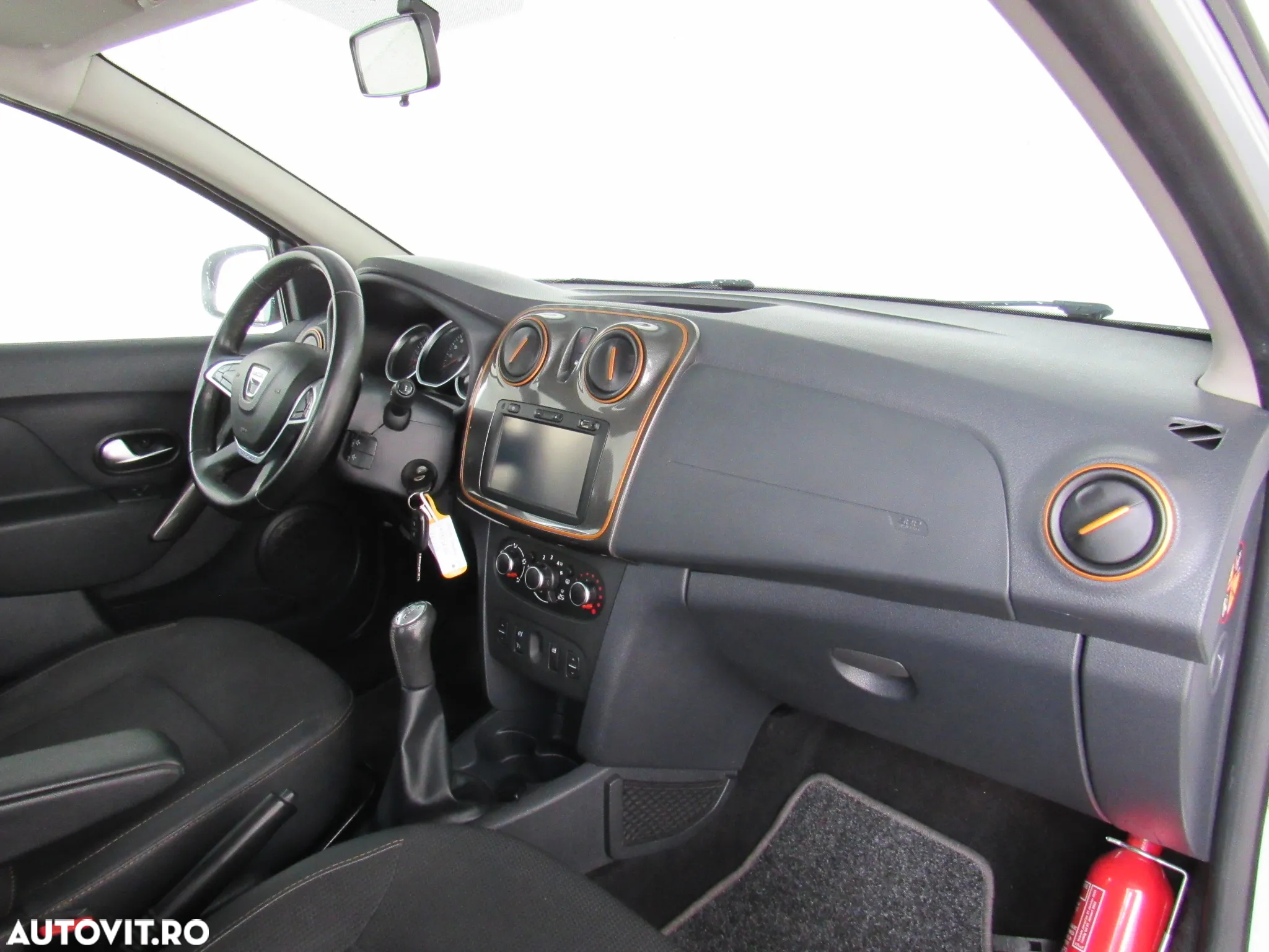 Dacia Sandero Stepway TCe 90 (S&S) Celebration - 12