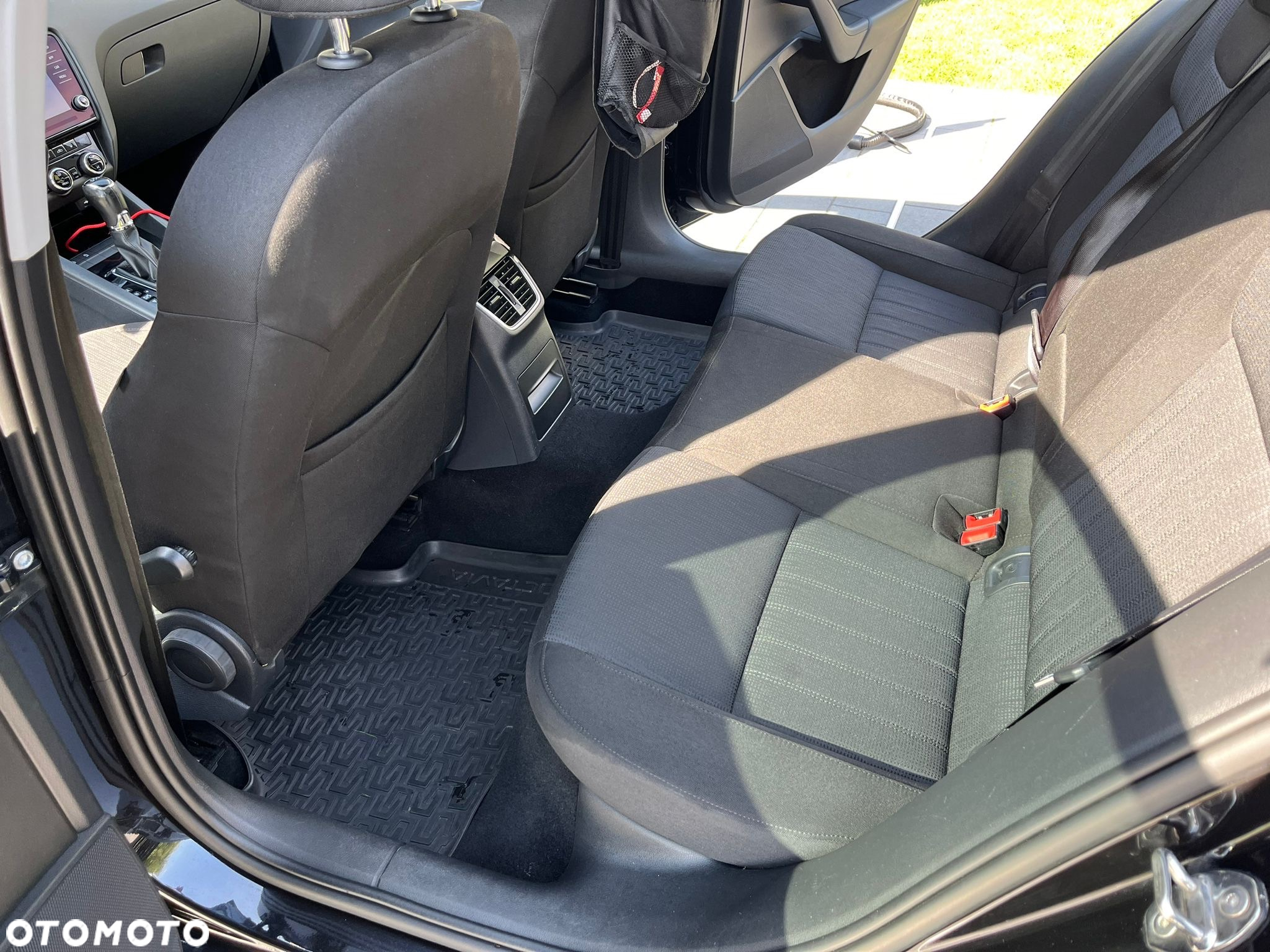Skoda Octavia 1.5 TSI ACT Style DSG - 10
