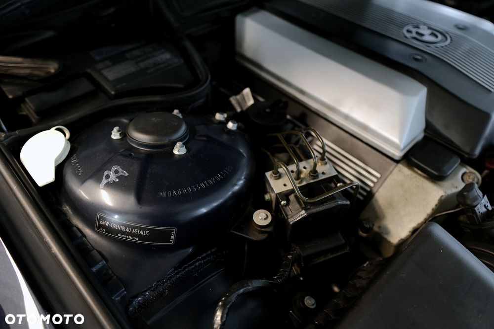 BMW Seria 7 740iL - 35