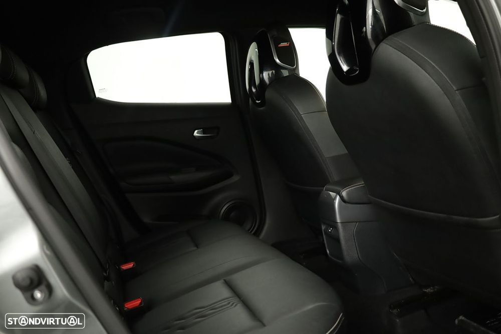 Nissan Juke 1.0 DIG-T Tekna - 21