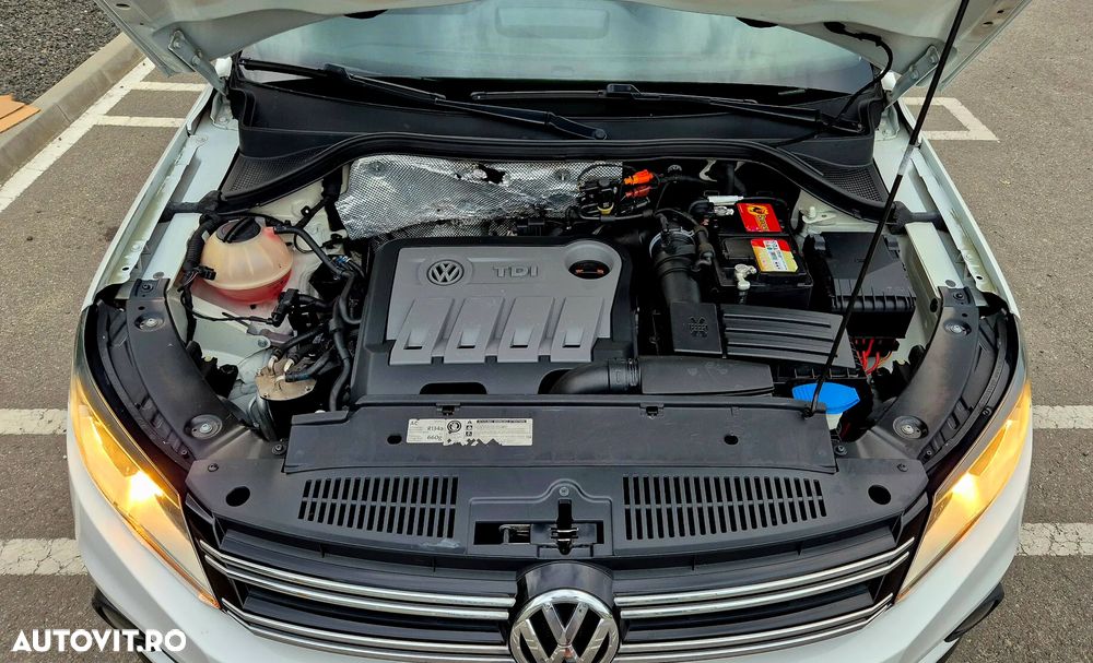 Volkswagen Tiguan 2.0 TDI DPF BlueMotion Technology Exclusive - 17
