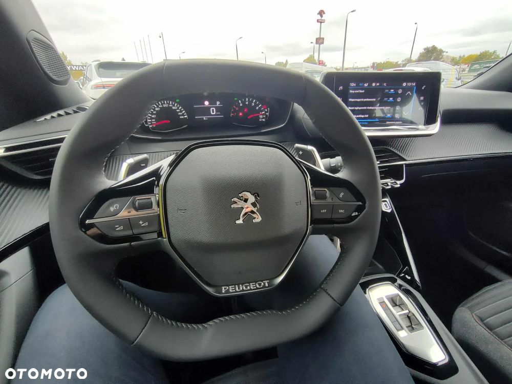 Peugeot 2008 1.2 PureTech Active Pack S&S EAT8 - 11