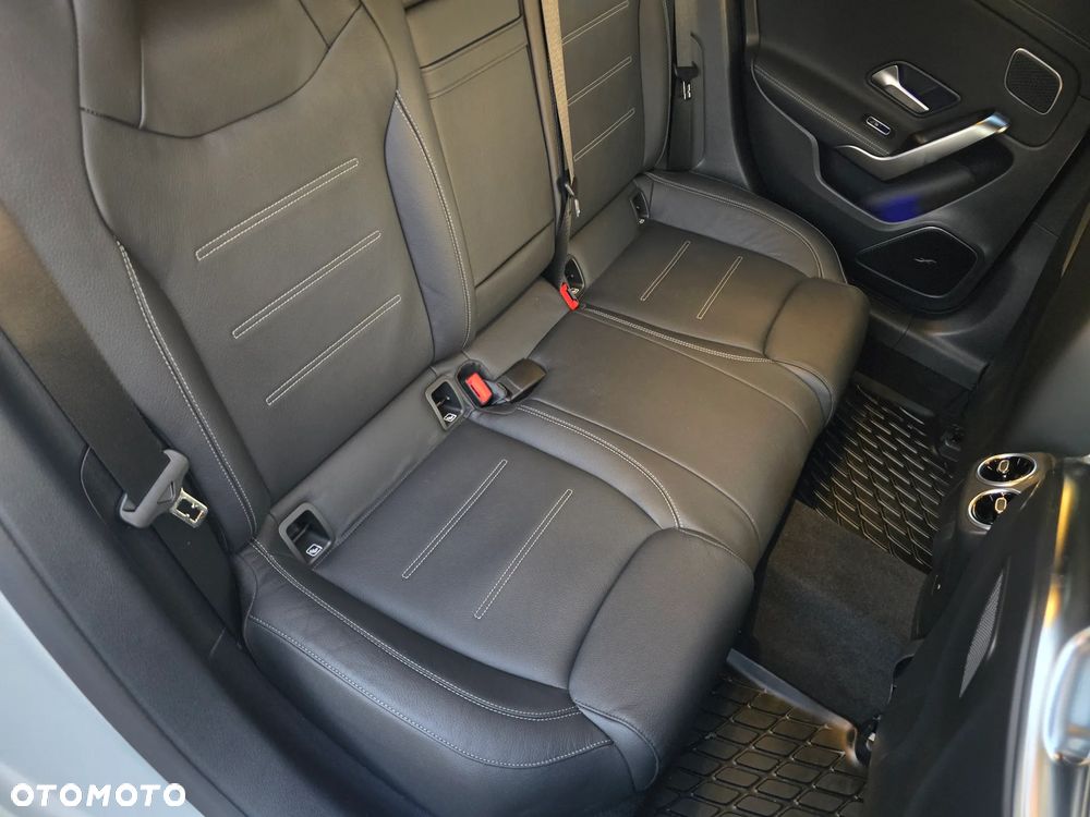 Mercedes-Benz Klasa A 45 S AMG 4-Matic 8G-DCT - 24